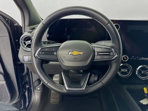 Used 2024 Chevrolet Blazer EV LT AWD/4WD image 12