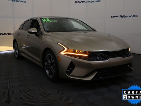 Used 2022 Kia K5 EX w/ EX Premium Package image 3