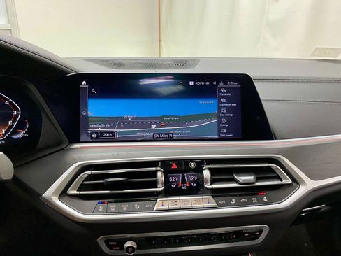 Used 2021 BMW X7 M50i w/ Executive Package AWD/4WD image 33