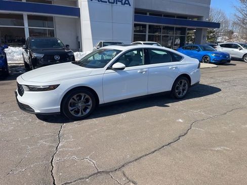Used 2024 Honda Accord EX image 32