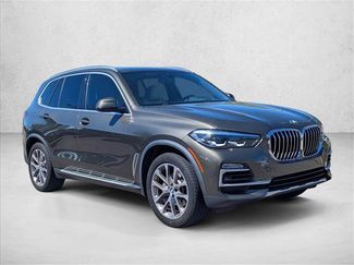 Used 2021 BMW X5 sDrive40i w/ Premium Package video 3