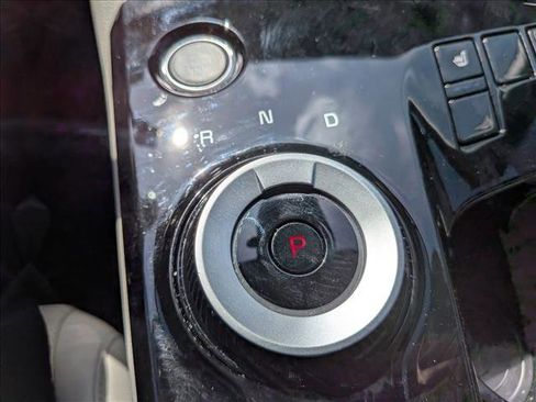 Used 2025 Kia Sportage EX AWD/4WD image 12