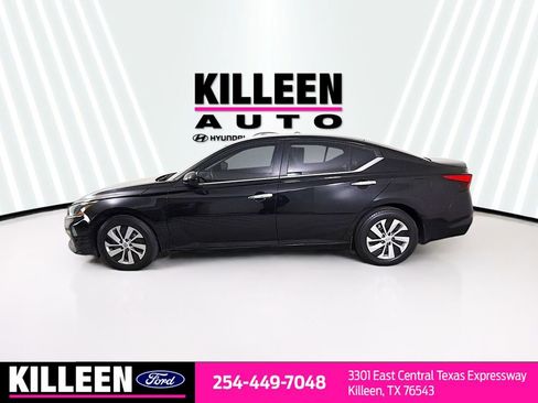 Used 2023 Nissan Altima 2.5 S image 4