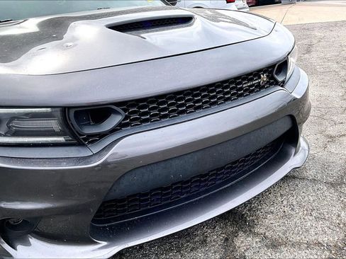 Used 2019 Dodge Charger Scat Pack image 5