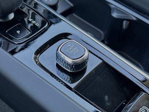 New 2025 Volvo XC60 T8 Plus w/ Protection Package Premier image 21