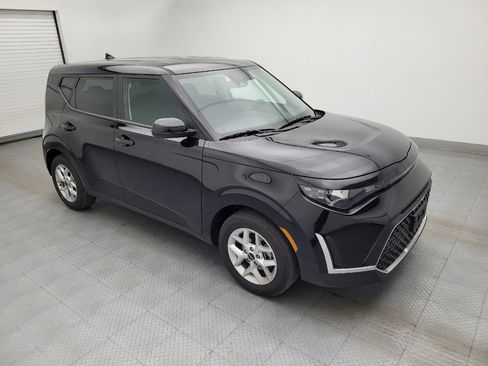 Used 2025 Kia Soul LX w/ LX Technology Package image 11