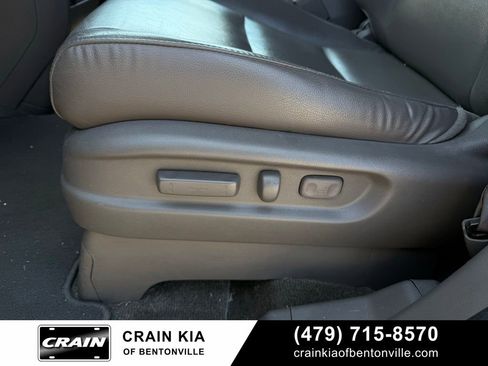 Used 2015 Honda Odyssey Touring image 11