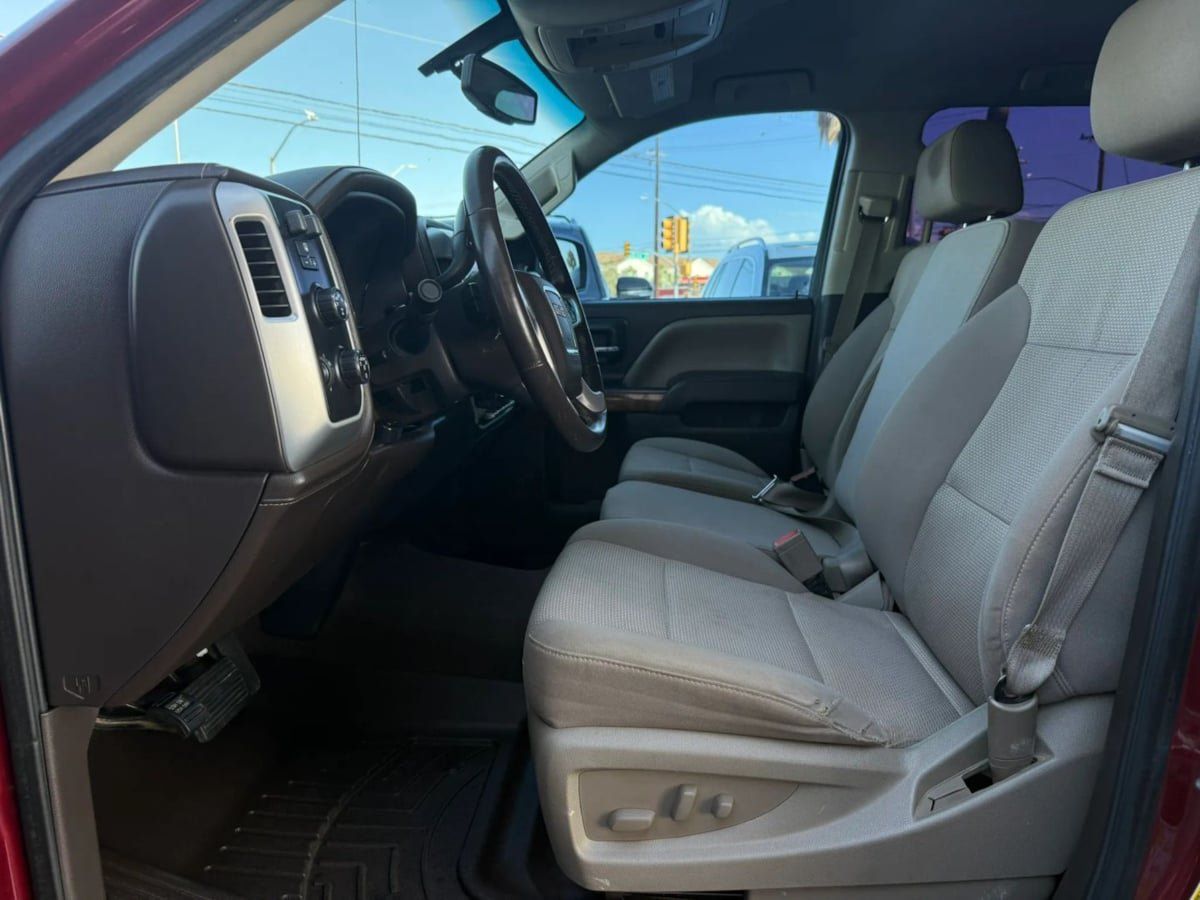 Used 2015 GMC Sierra 1500 SLE w/ SLE Value Package AWD/4WD image 39
