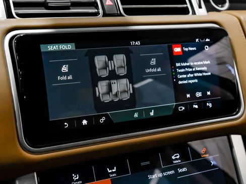 Used 2019 Land Rover Range Rover Long Wheelbase Autobiography image 36