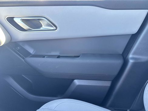 Used 2024 Land Rover Range Rover Velar Dynamic SE image 22