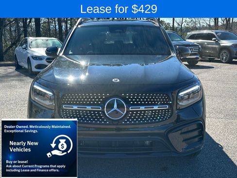 Used 2025 Mercedes-Benz GLB 250 image 3