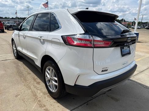Used 2024 Ford Edge SEL w/ Convenience Package AWD/4WD image 6