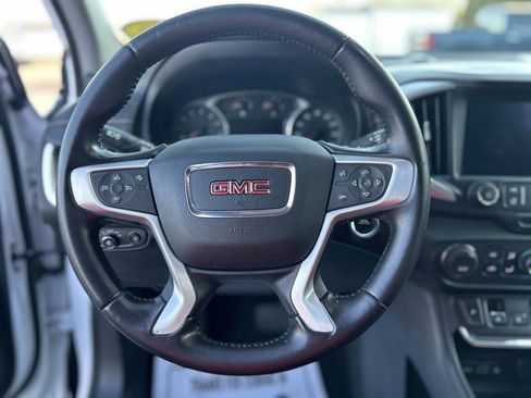 Used 2020 GMC Terrain SLT image 11