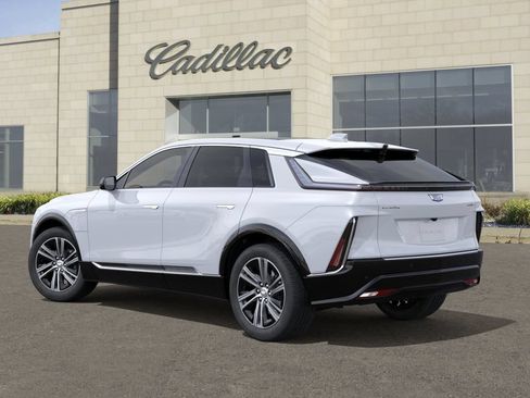New 2026 Cadillac Lyriq Luxury w/ LPO, Floor Liner Package AWD/4WD image 3