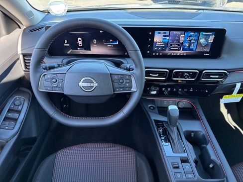New 2026 Nissan Sentra SR w/ SR All Weather Package FWD image 15