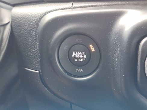 Used 2023 Jeep Gladiator Sport AWD/4WD image 23