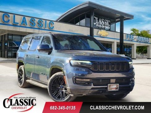 Used 2022 Jeep Wagoneer Series III image 1