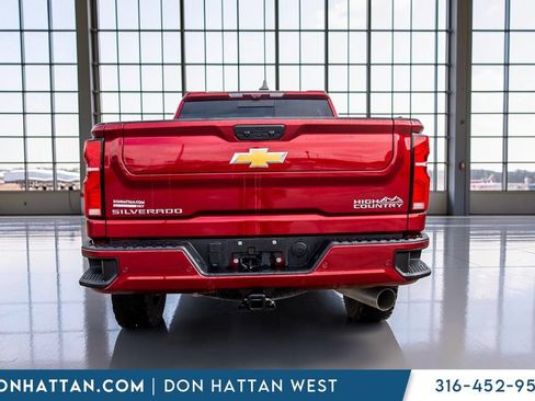 Used 2025 Chevrolet Silverado 2500 High Country w/ High Country Premium Package AWD/4WD image 38