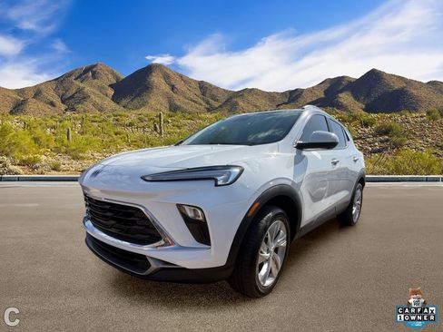 Certified 2026 Buick Encore GX Preferred w/ Advanced Technology Package AWD/4WD image 2