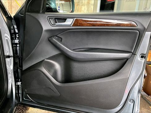 Used 2017 Audi Q5 2.0T Premium w/ Audi MMI Navigation Plus image 22