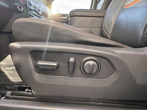 Used 2019 GMC Sierra 1500 AT4 w/ AT4 Premium Package image 22