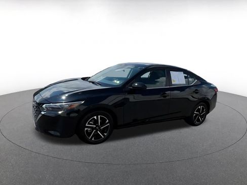 Used 2025 Nissan Sentra SV FWD image 7