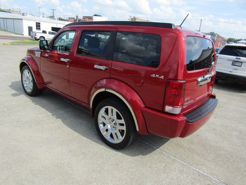 Used 2010 Dodge Nitro SXT AWD/4WD image 5