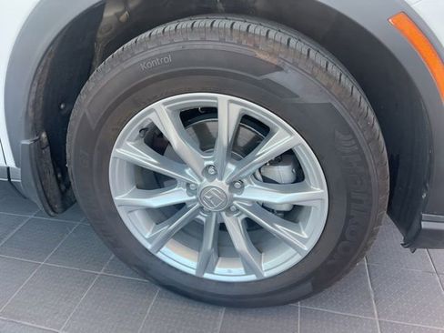 Used 2025 Honda CR-V EX image 9