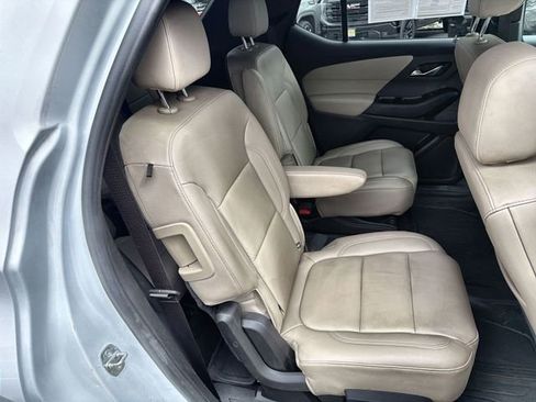 Certified 2023 Chevrolet Traverse LT w/ LPO, Floor Liner Package AWD/4WD image 25