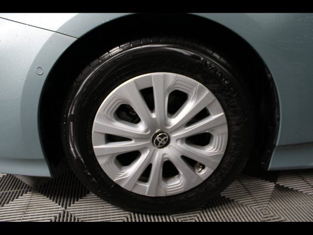 Used 2019 Toyota Prius LE FWD image 25