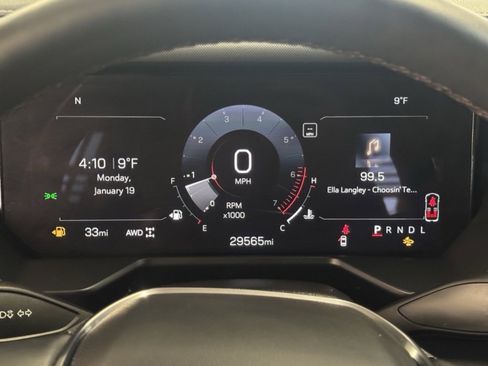 Used 2024 GMC Acadia AT4 image 31