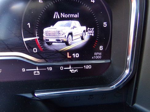 Used 2025 GMC Sierra 1500 Denali AWD/4WD image 47