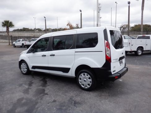 Used 2022 Ford Transit Connect XL image 6