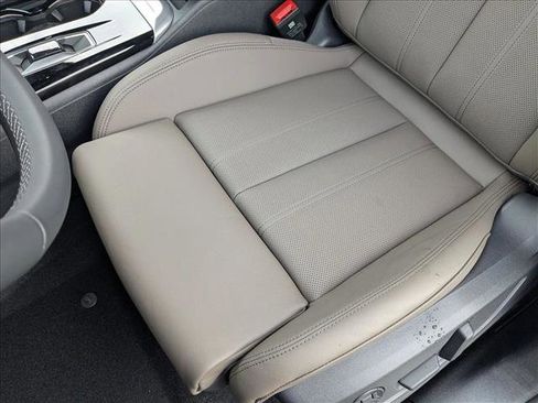 New 2025 Audi Q5 Premium Plus w/ Premium Plus image 4