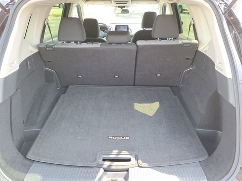 Used 2023 Nissan Rogue SV AWD/4WD image 11