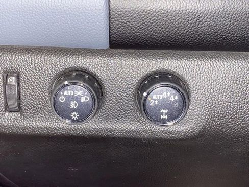 Used 2018 Chevrolet Colorado Z71 image 22