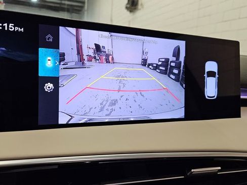 Used 2026 Genesis GV70 2.5T Select image 25