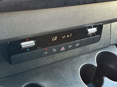Used 2019 Mercedes-Benz Sprinter 144 Cargo image 31