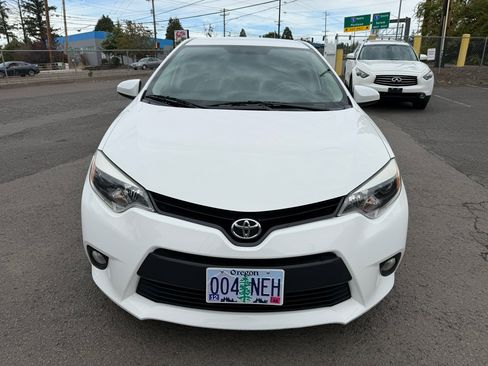Used 2014 Toyota Corolla S Premium image 4