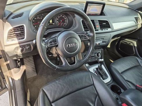 Used 2018 Audi Q3 2.0T Premium Plus w/ Premium Plus Package AWD/4WD image 11