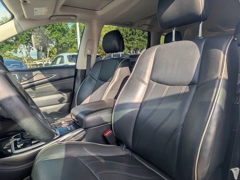 Used 2020 INFINITI QX60 Luxe w/ Essential Package AWD/4WD image 6