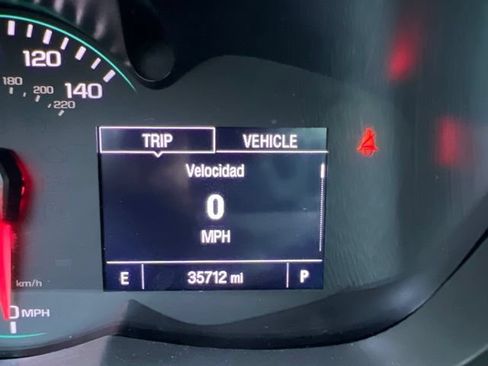 Used 2020 Chevrolet Trax LT FWD image 16