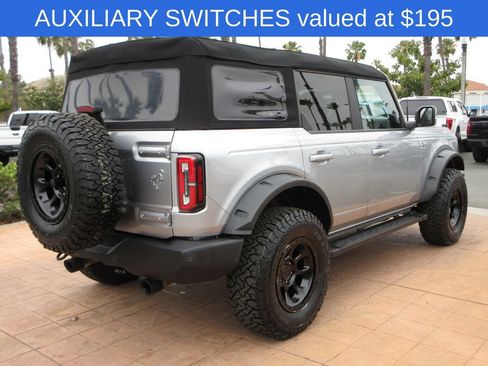 Used 2023 Ford Bronco Outer Banks AWD/4WD image 4