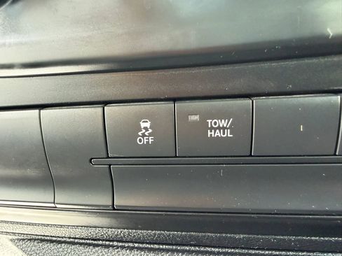Used 2017 RAM 1500 Tradesman AWD/4WD image 26