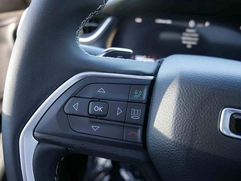 New 2025 Jeep Grand Cherokee Laredo X image 38