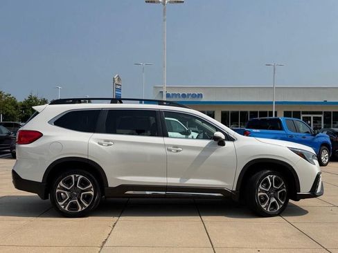 Used 2023 Subaru Ascent Limited AWD/4WD image 4