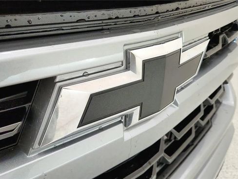 Used 2024 Chevrolet Silverado 1500 RST AWD/4WD image 16