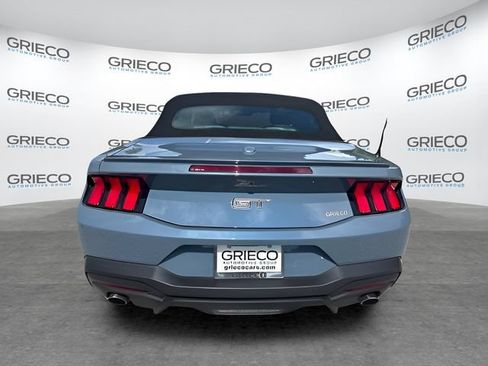 Used 2025 Ford Mustang GT Premium RWD image 3