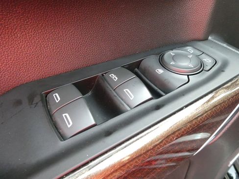 Used 2019 Chevrolet Silverado 1500 LT Trail Boss AWD/4WD image 21