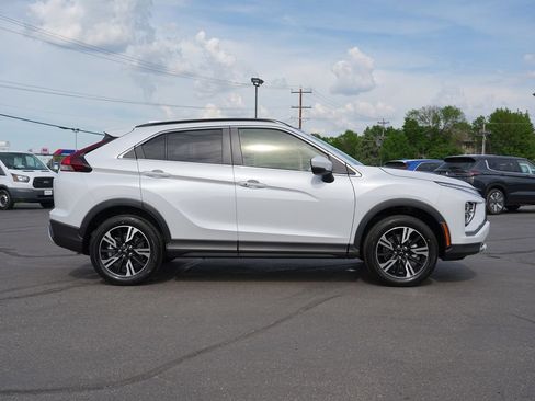 New 2026 Mitsubishi Eclipse Cross SE AWD/4WD image 2